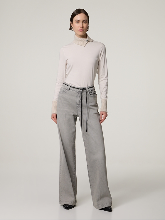 Bild von Jeans mit weitem Bein