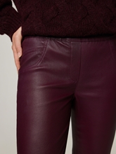 Bild von Lederhose aus Lammnappa