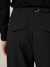 Bild von Hose mit weitem Bein