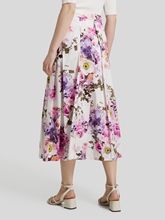 Bild von Faltenjupe mit Flower-Print