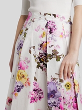 Bild von Faltenjupe mit Flower-Print