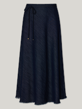 Image sur Jupe midi au look denim