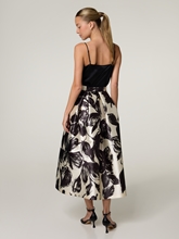 Image sur Jupe midi à motifs LUNA