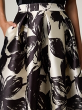 Image sur Jupe midi à motifs LUNA