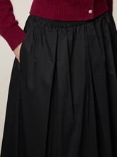 Bild von Midijupe mit Falten