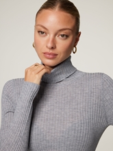 Image sur Pull à col roulé en laine