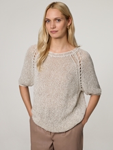 Image sur T-shirt tricoté avec du lin
