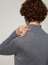 Bild von Rollkragenpullover aus Wolle