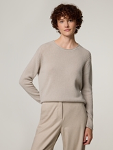 Bild von Strickpullover mit Wolle