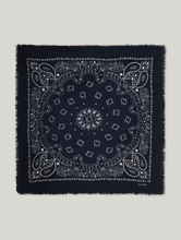 Bild von Kaschmirtuch im Bandana-Look