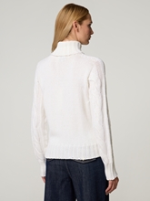 Bild von Strickpullover aus Wolle