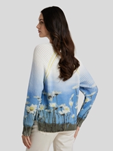 Bild von Pullover mit Blumen-Motiv