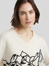 Bild von Pullover mit Berg-Stickerei
