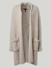 Bild von Strickmantel aus Schurwolle