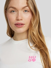 Image sur T-shirt à logo DASHIRE