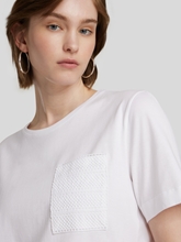 Image sur T-shirt à dentelle