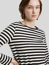 Bild von Langarmshirt mit Streifen