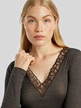 Bild von Langarmshirt mit Spitze