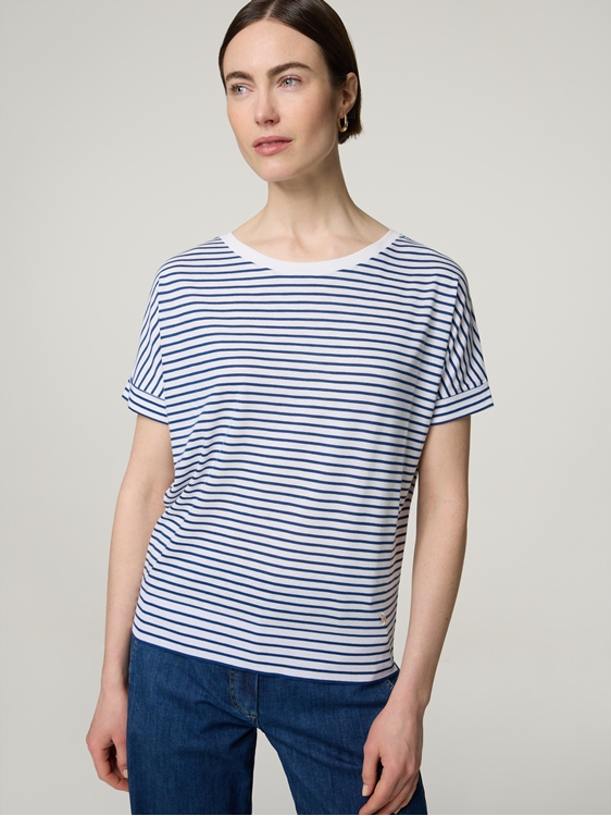 Bild von T-Shirt mit Streifen