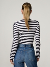 Image sur T-shirt à manches longues