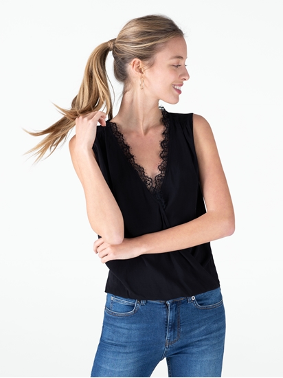 Top mit Spitze in Wickel Optik Top mit Spitze in Wickel Optik