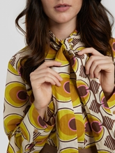 Bild von Bluse mit Retro-Print