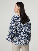 Bild von Bluse mit Seide