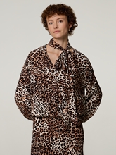 Bild von Schluppenbluse  mit Leo-Print