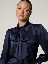 Bild von Seidenbluse