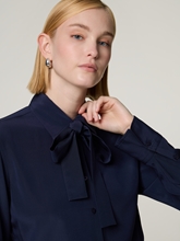 Image sur Blouse à col lavallière en soie CELLAI