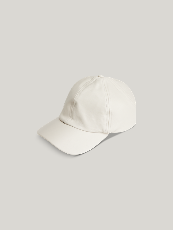 Image sur Cap en cuir