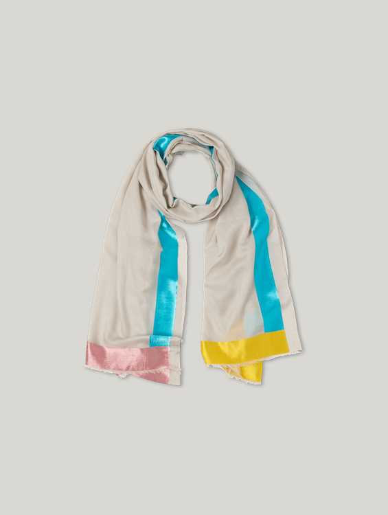 Bild von Tuch mit Farbakzente