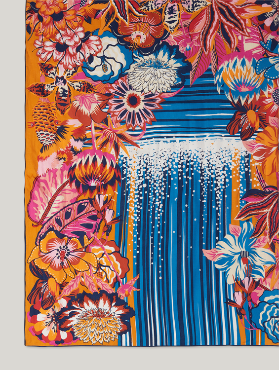 Bild von Tuch mit Blumenprint