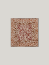 Bild von Tuch mit Blumenprint