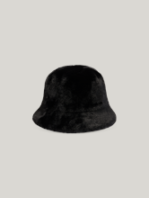 Bild von Mütze aus Kunstfell