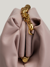 Image sur Sac en cuir avec chaîne