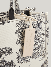 Bild von Shopper mit Print