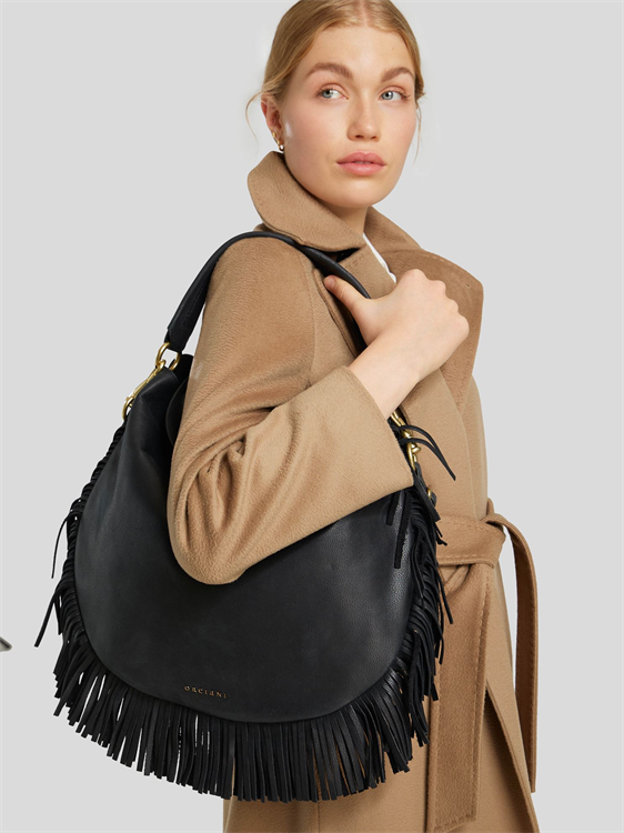 Bild von Schultertasche mit Fransen