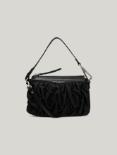 Bild von Schultertasche mit gesmokten Details