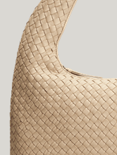 Bild von Geflochtene Schultertasche JADE