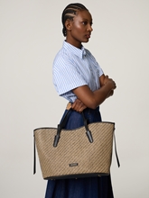 Image sur Shopper NEW NEVER