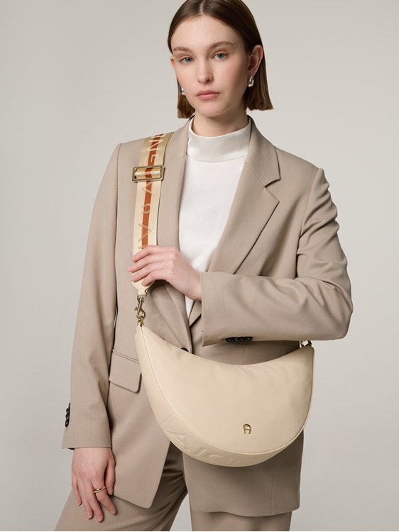 Bild von Umhängetasche ZITA M