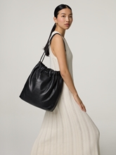 Bild von Hobotasche RUFFLE M