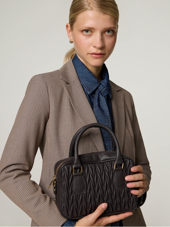 Image sur HANDTASCHE