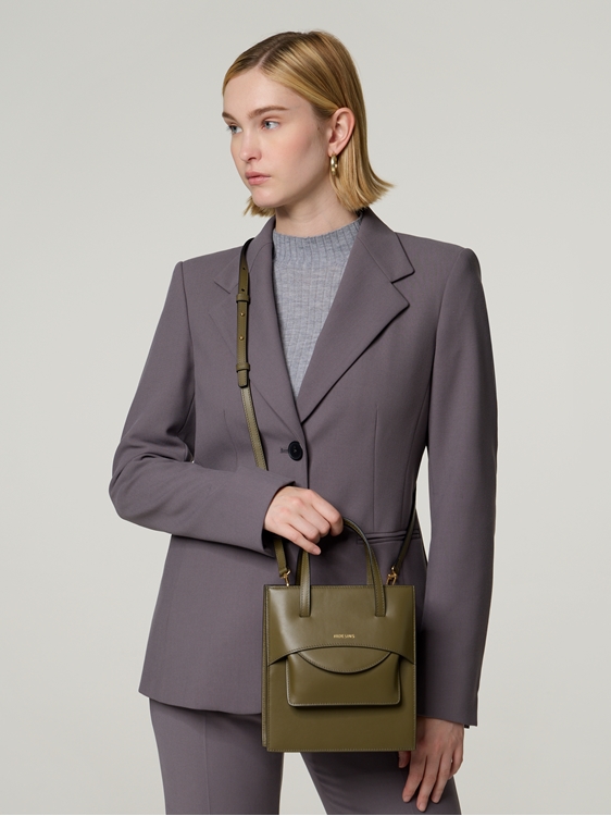 Bild von Umhängetasche FLAP J