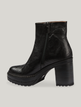 Bild von Stiefeletten mit Plateau