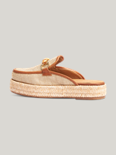 Bild von Mules aus Stroh