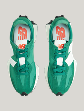 Bild von Sneaker 327