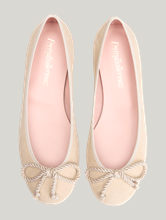 Bild von Ballerinas mit Schleife