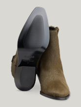 Bild von Stiefeletten mit Kuhfell SYD